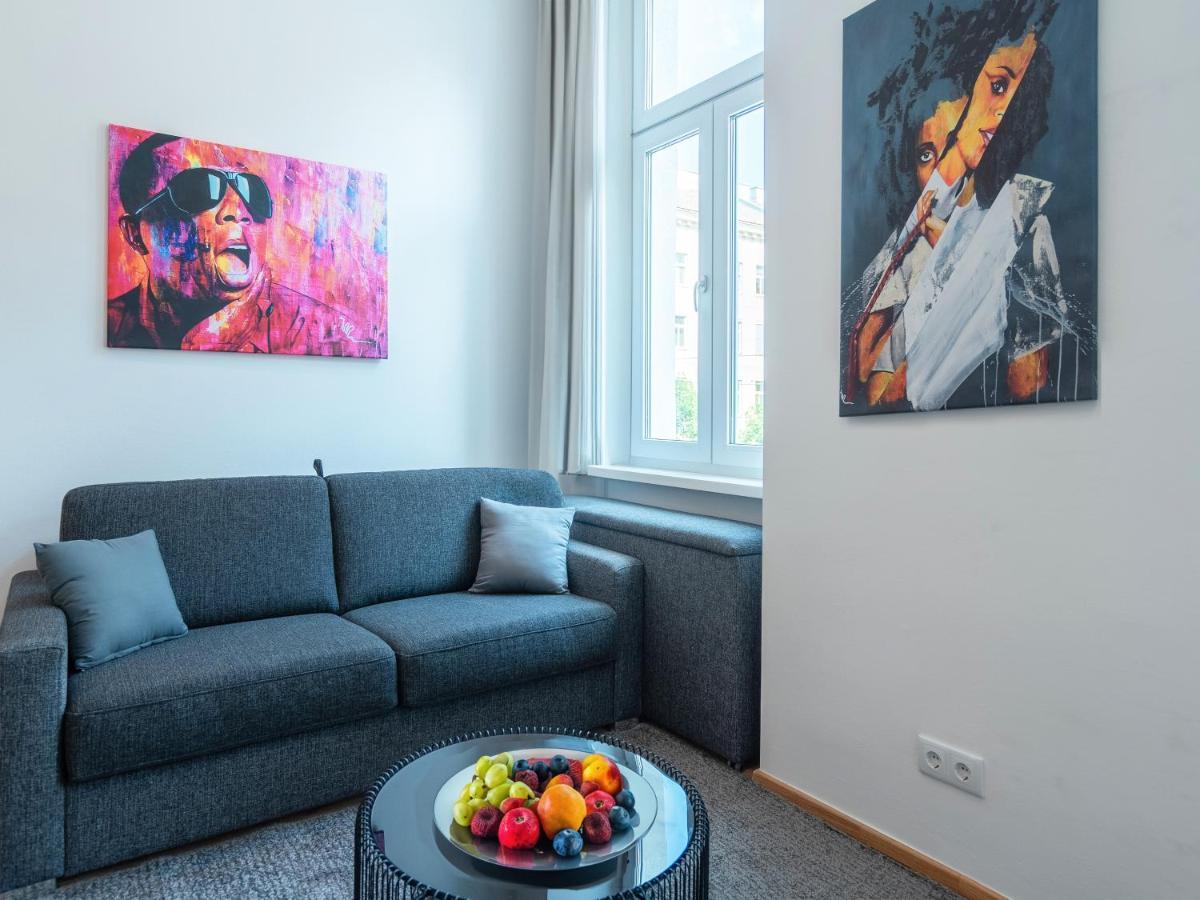 Sky9 Apartments Stadthalle Vienna Exterior photo