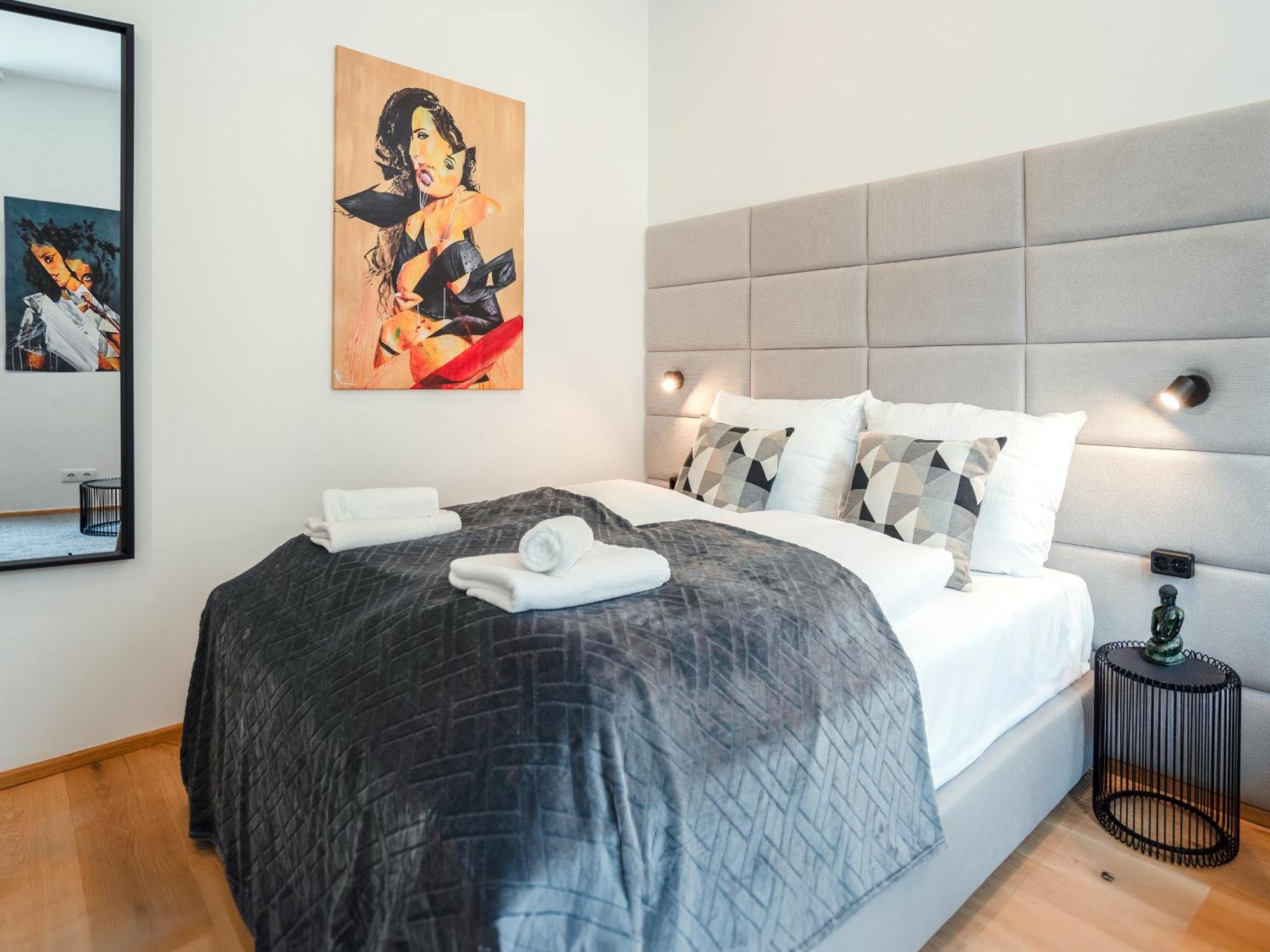 Sky9 Apartments Stadthalle Vienna Exterior photo