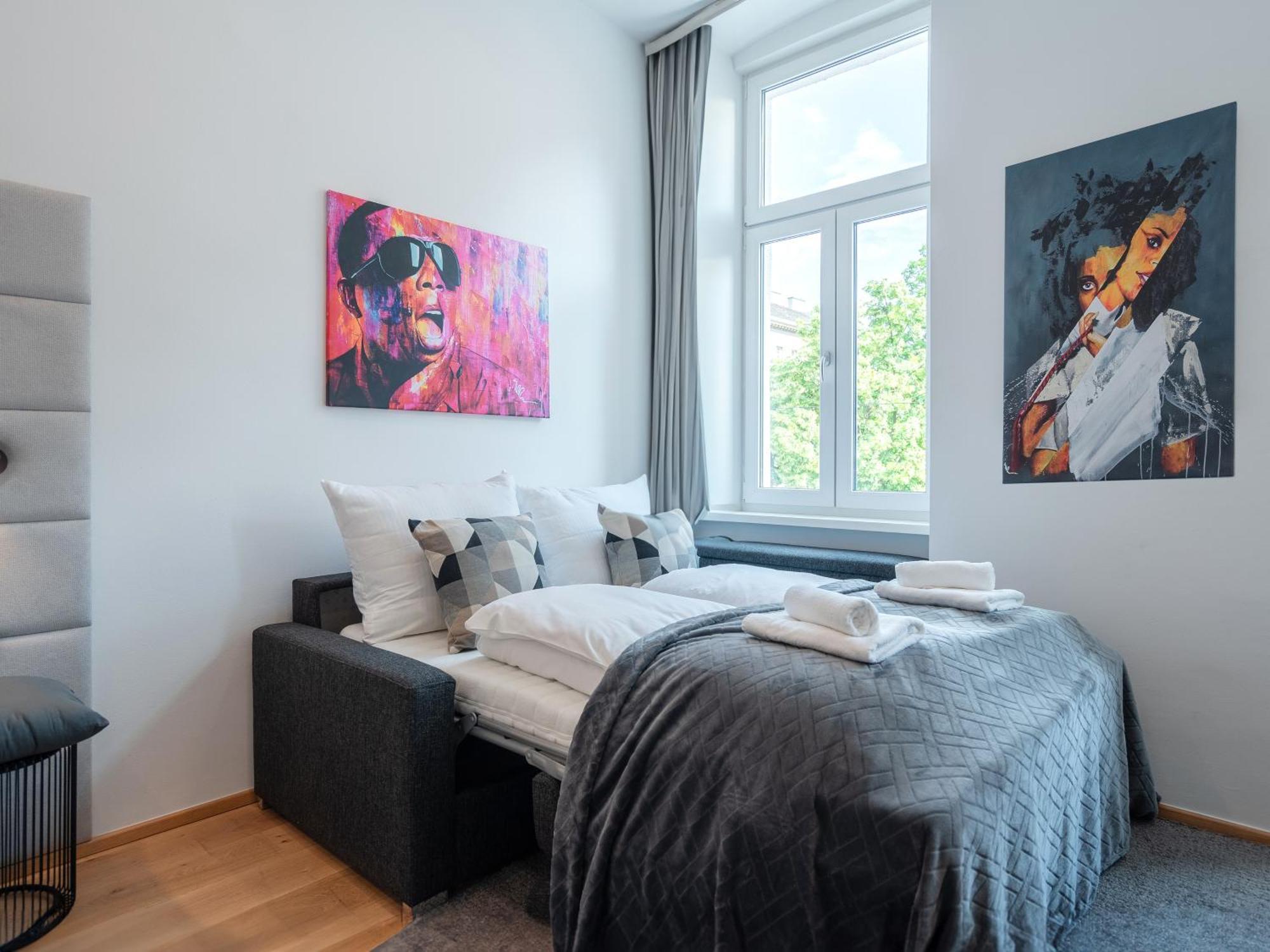 Sky9 Apartments Stadthalle Vienna Exterior photo